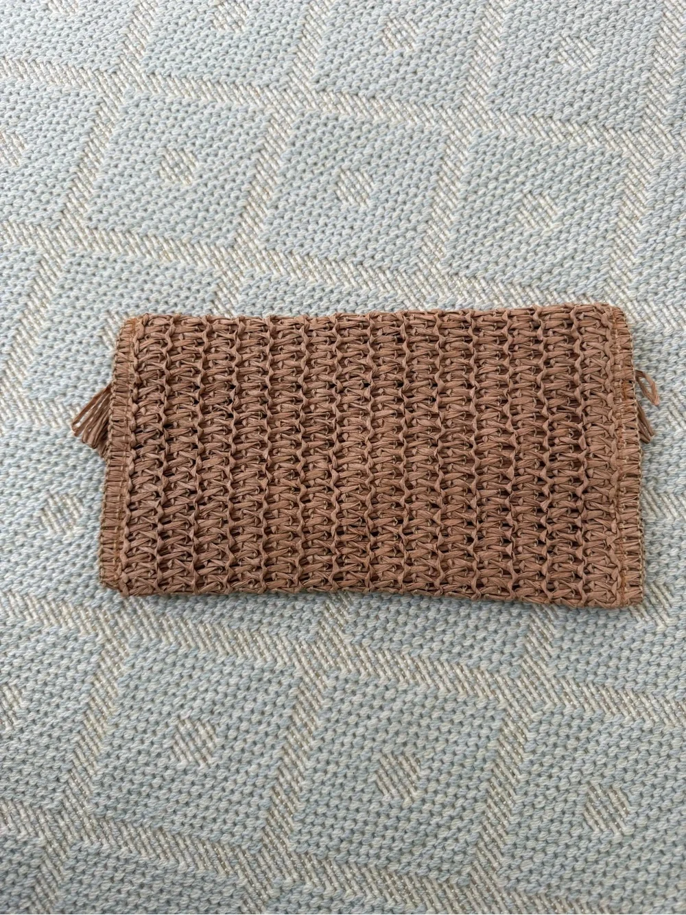 Straw Clutch